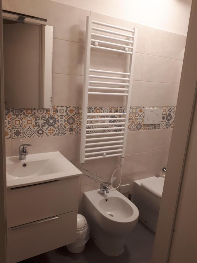 Le Camere Di Sabrina Con Bagno In Camera Сарцана Екстериор снимка